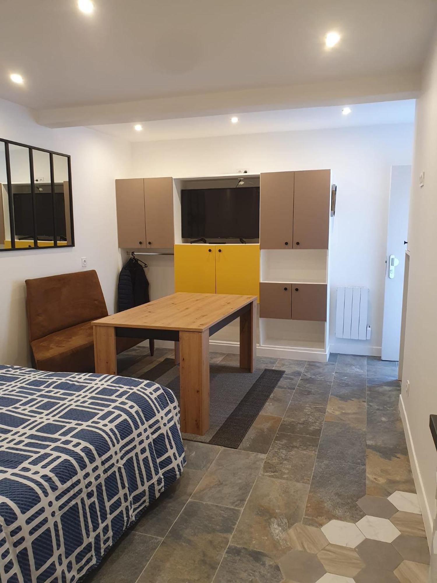 אונאי-סו-בואה Beau Studio Moderne Proche De Cdg/Paris/Parc D'Expo מראה חיצוני תמונה